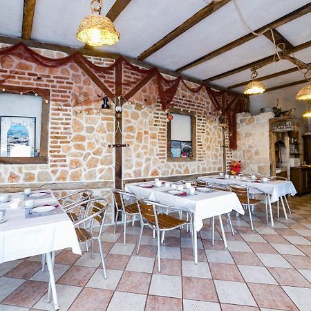 Mb Pag Bed&Breakfast Pag Town Buitenkant foto