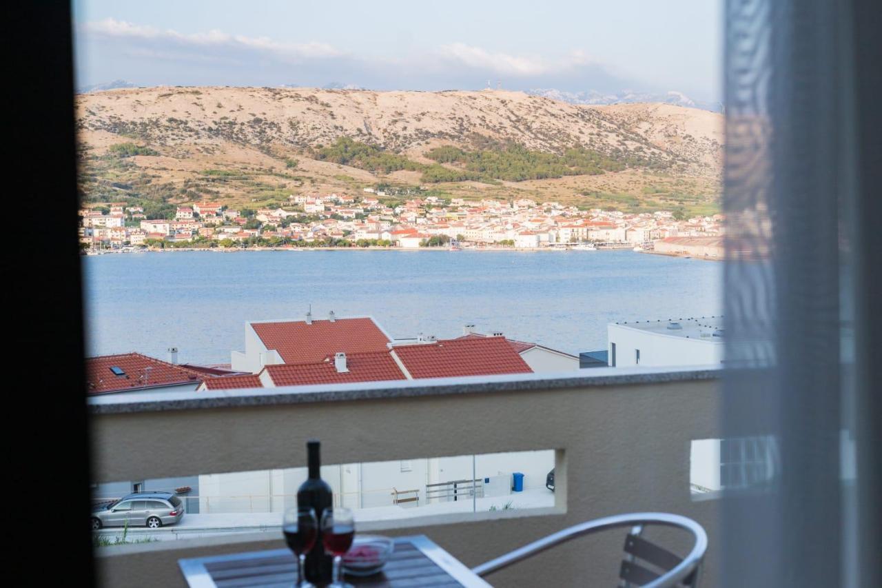 Mb Pag Bed&Breakfast Pag Town Buitenkant foto