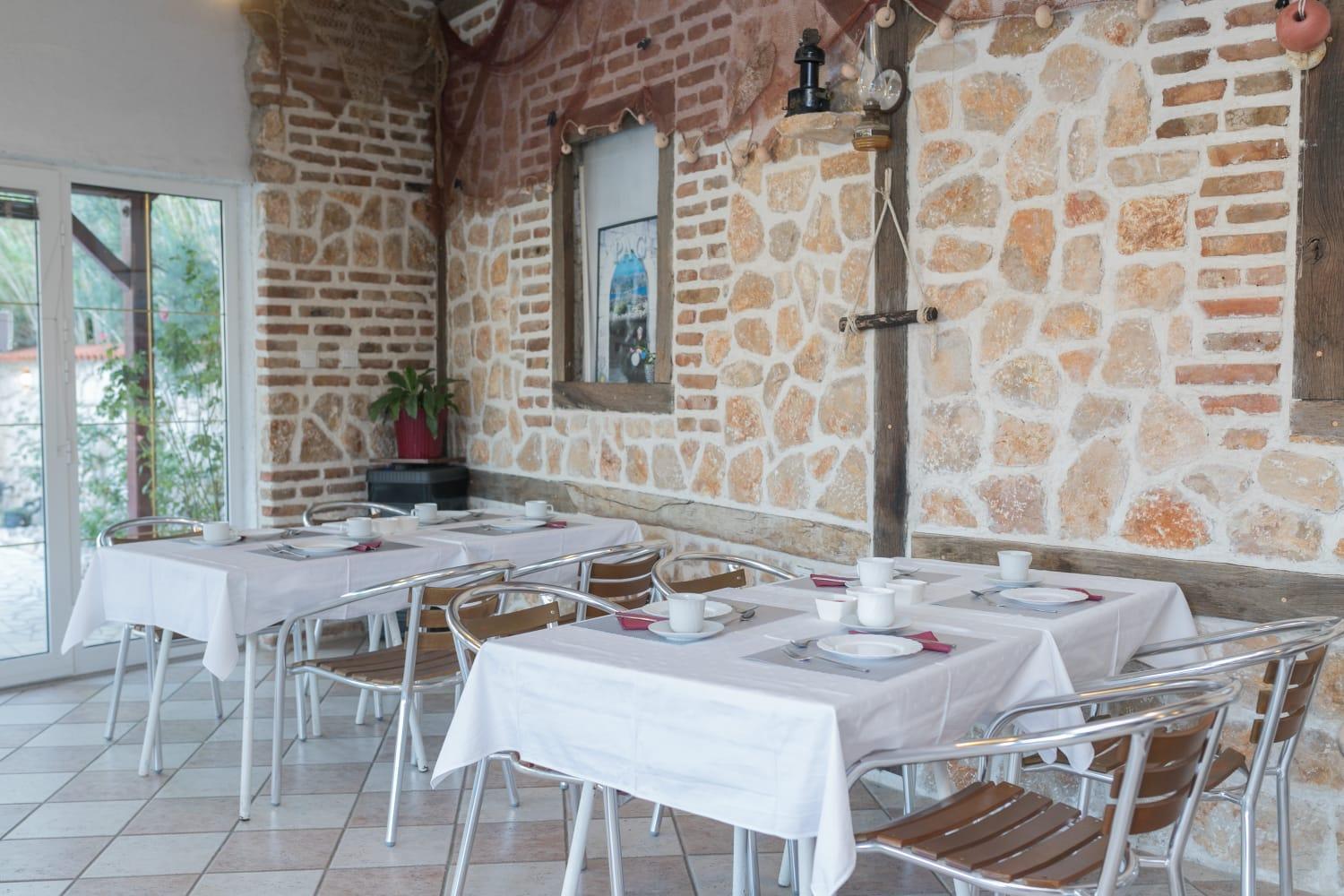 Mb Pag Bed&Breakfast Pag Town Buitenkant foto